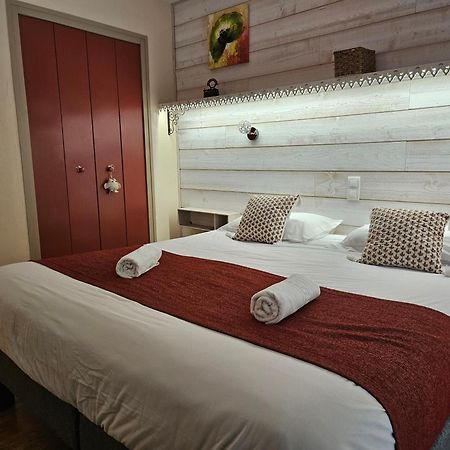 Hotel Le Mont Barral Creyers Bagian luar foto