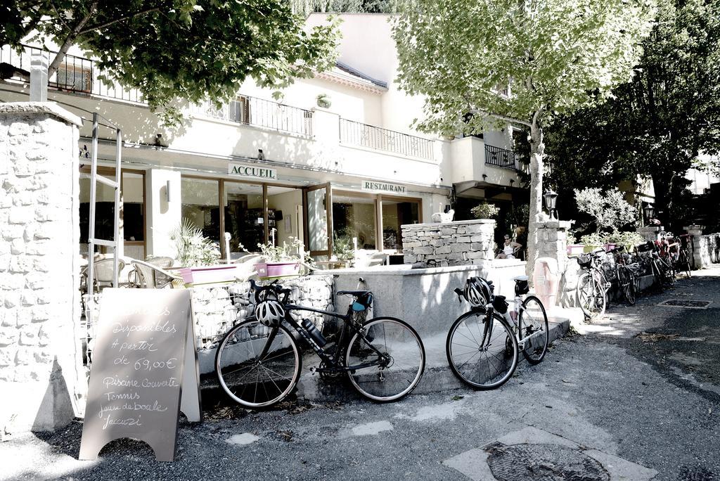 Hotel Le Mont Barral Creyers Bagian luar foto