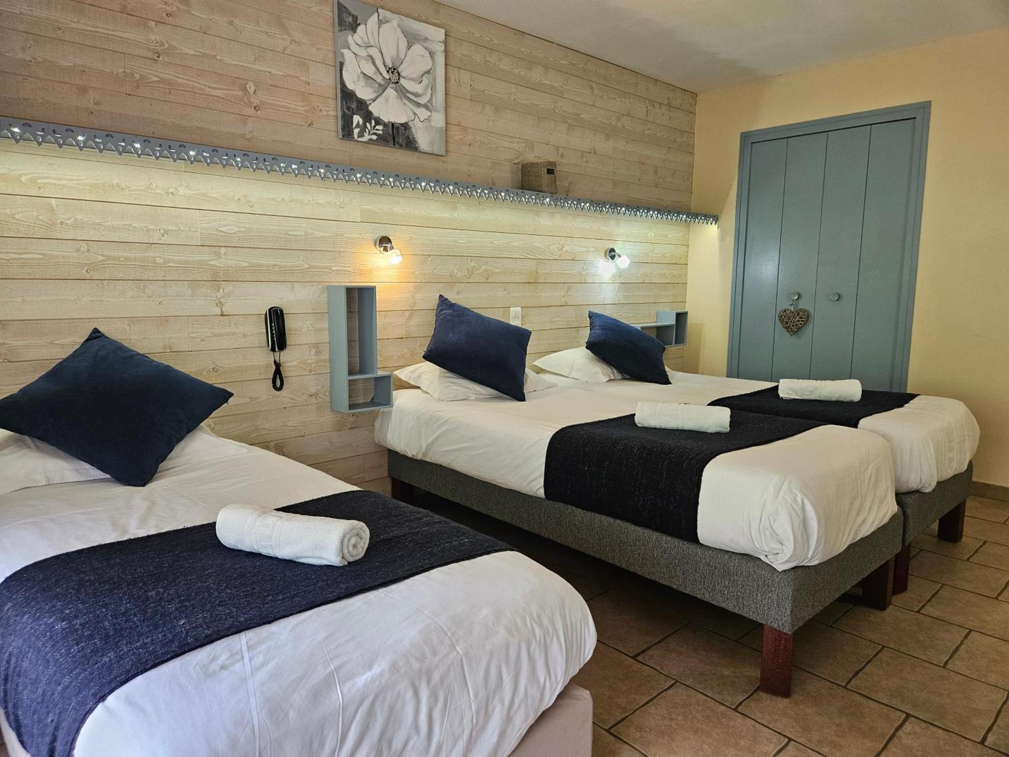 Hotel Le Mont Barral Creyers Bagian luar foto