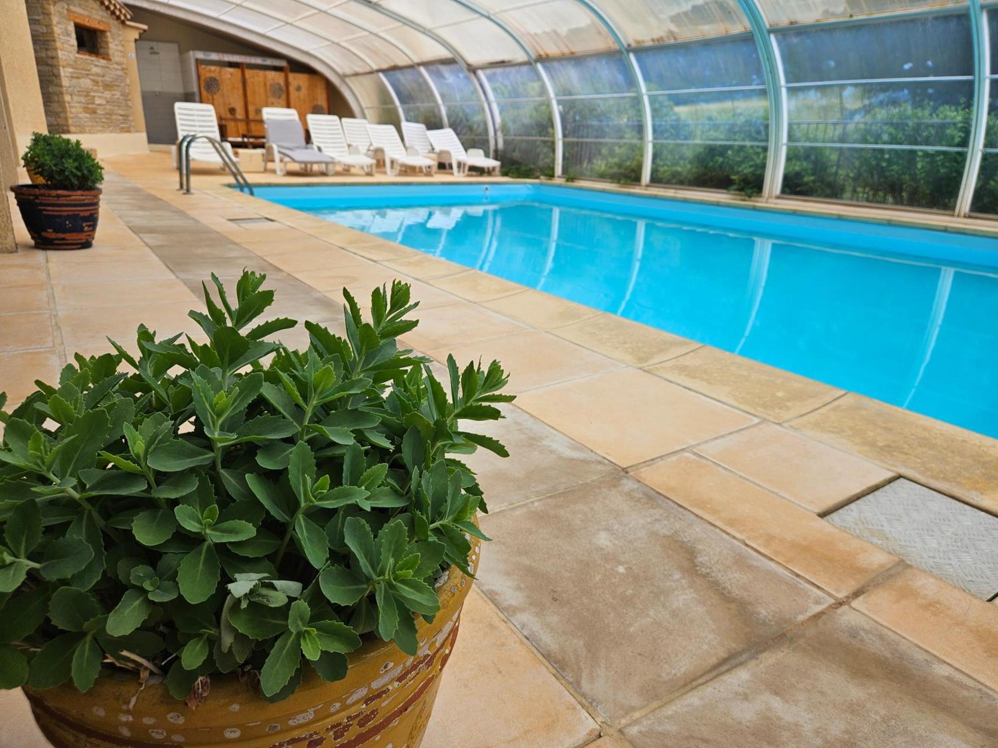 Hotel Le Mont Barral Creyers Bagian luar foto