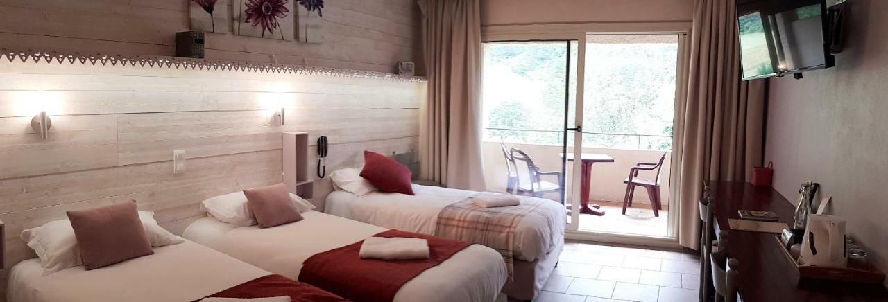 Hotel Le Mont Barral Creyers Bagian luar foto